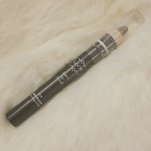 *4 for $20* 💄💕NYX lipstick